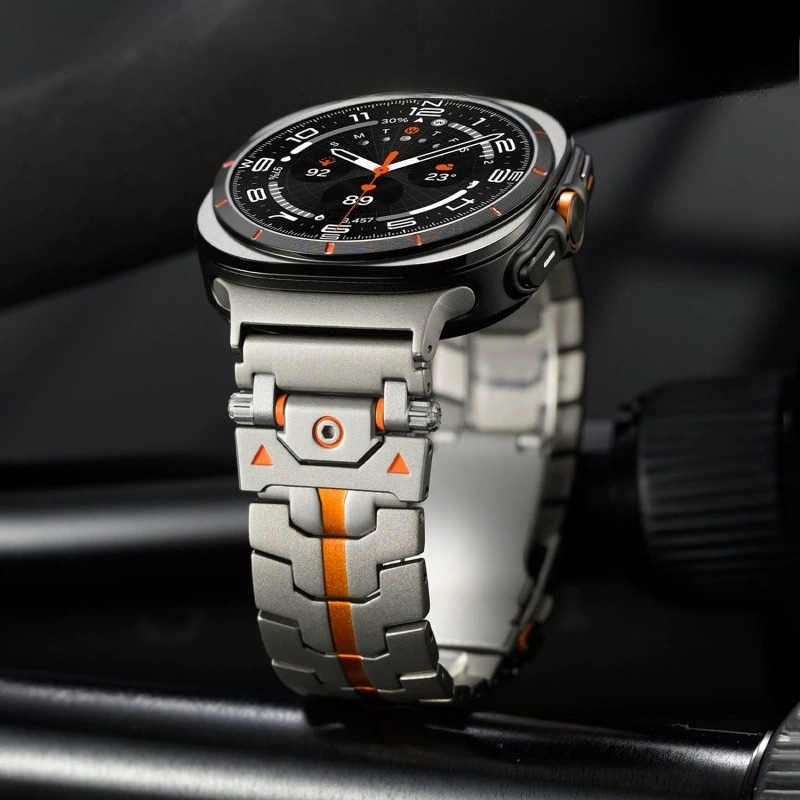 Nuovo cinturino in acciaio ino - Titan Watches Smartwatch recensione e prezzo